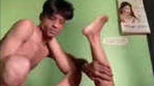 Desi couple enjoys passionate sex in homemade video