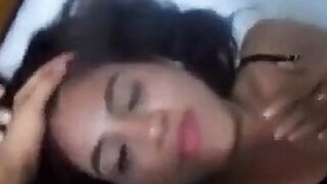 Hindustani sexy dulhan ki suhagraat par pahli chudai