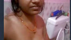 Desi Beautiful Village Bhabi Showing