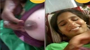Desi girl reveals her breasts on video call