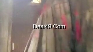 Chubby MILF making hot XXX video of her putting clothes