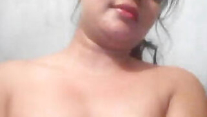 Indian desi girl make love video for her Boyfriend