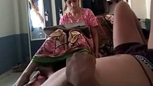 Desi maid gets frisky in hot xxx video