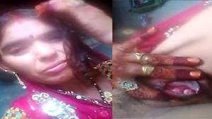 Rajasthani wife's live video of her pink pussy in village