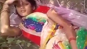 Desi Pussy Pleasure: Randi's Outdoor Sex Video