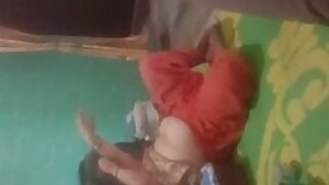 Desi aunty and uncle romance