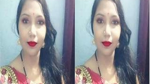 Exclusive Bathing Video of Desi Bhabhi