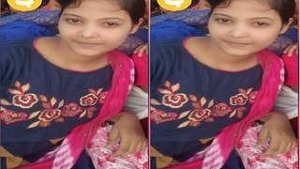 Exclusive record of a desi girl taking nude selfies for her lover