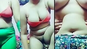Desi aunty porn XXX videos as sexy horny girl hot body show