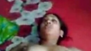 Desi aunty sensual foreplay before sex