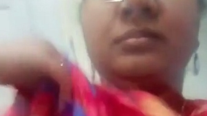 Tamil school teacher flaunts her big boobs and sexy body at home