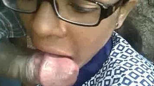 A girl from Bihar performs oral sex in a public park