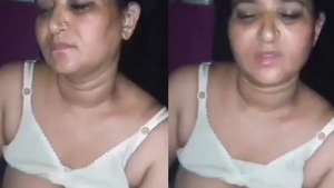 Indian wife engages in infidelity with lover