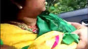 Tamil wife cheats on her husband with her lover in video