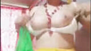 Hot sexy girl saree streap show